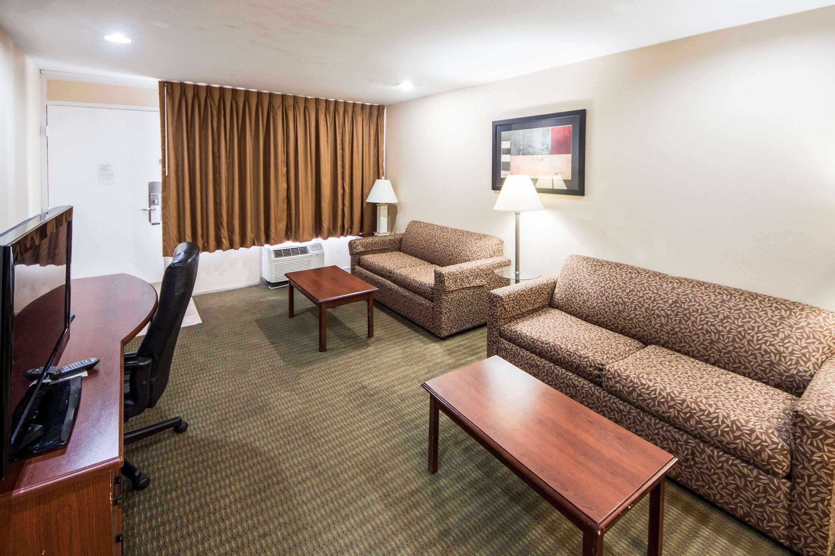 Quality Inn Kennedy Space Center Titusville Ngoại thất bức ảnh