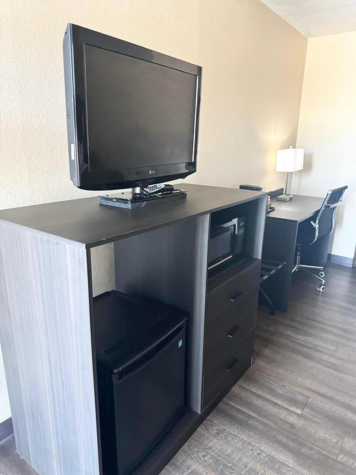 Quality Inn Kennedy Space Center Titusville Ngoại thất bức ảnh