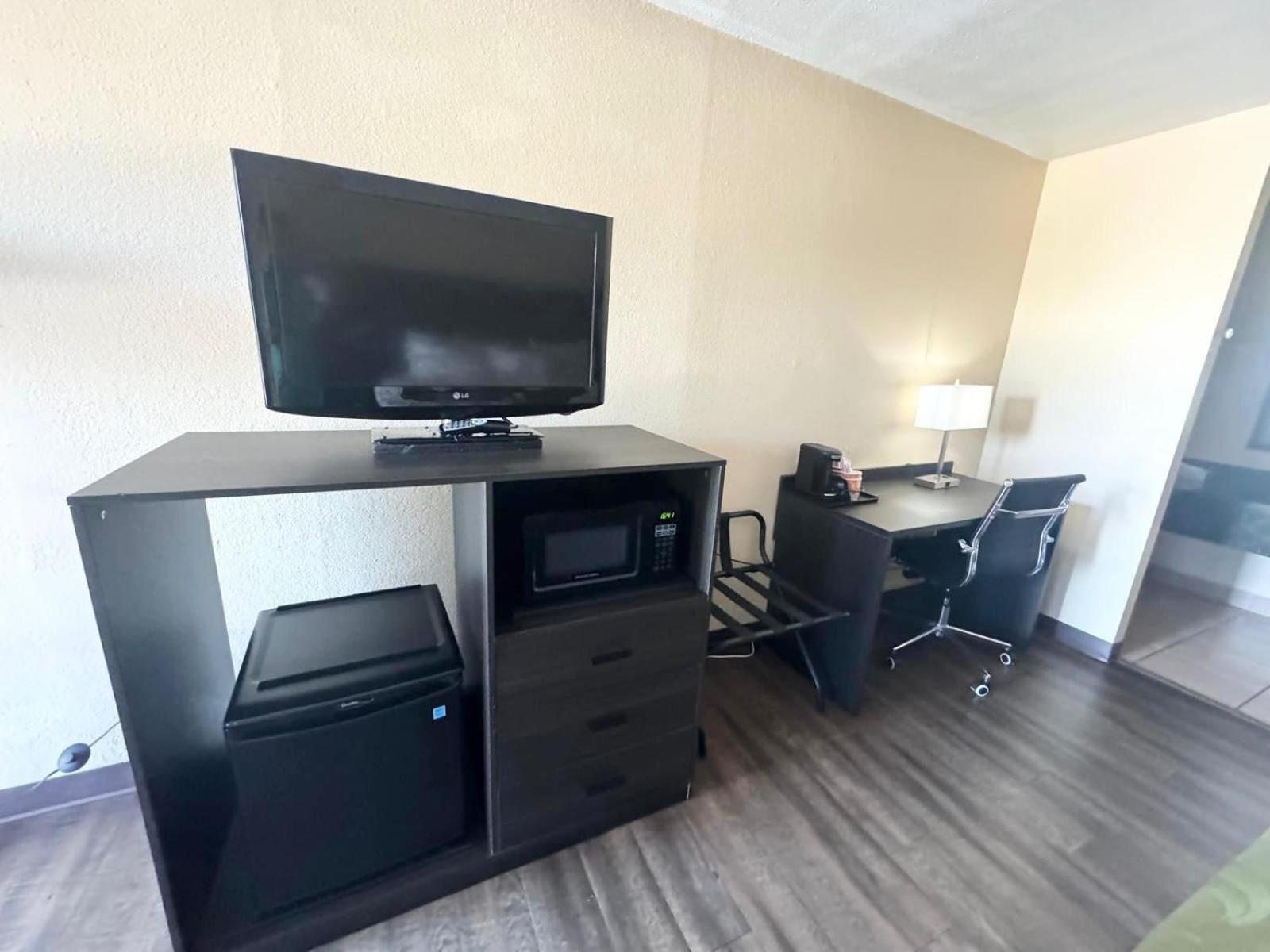 Quality Inn Kennedy Space Center Titusville Ngoại thất bức ảnh