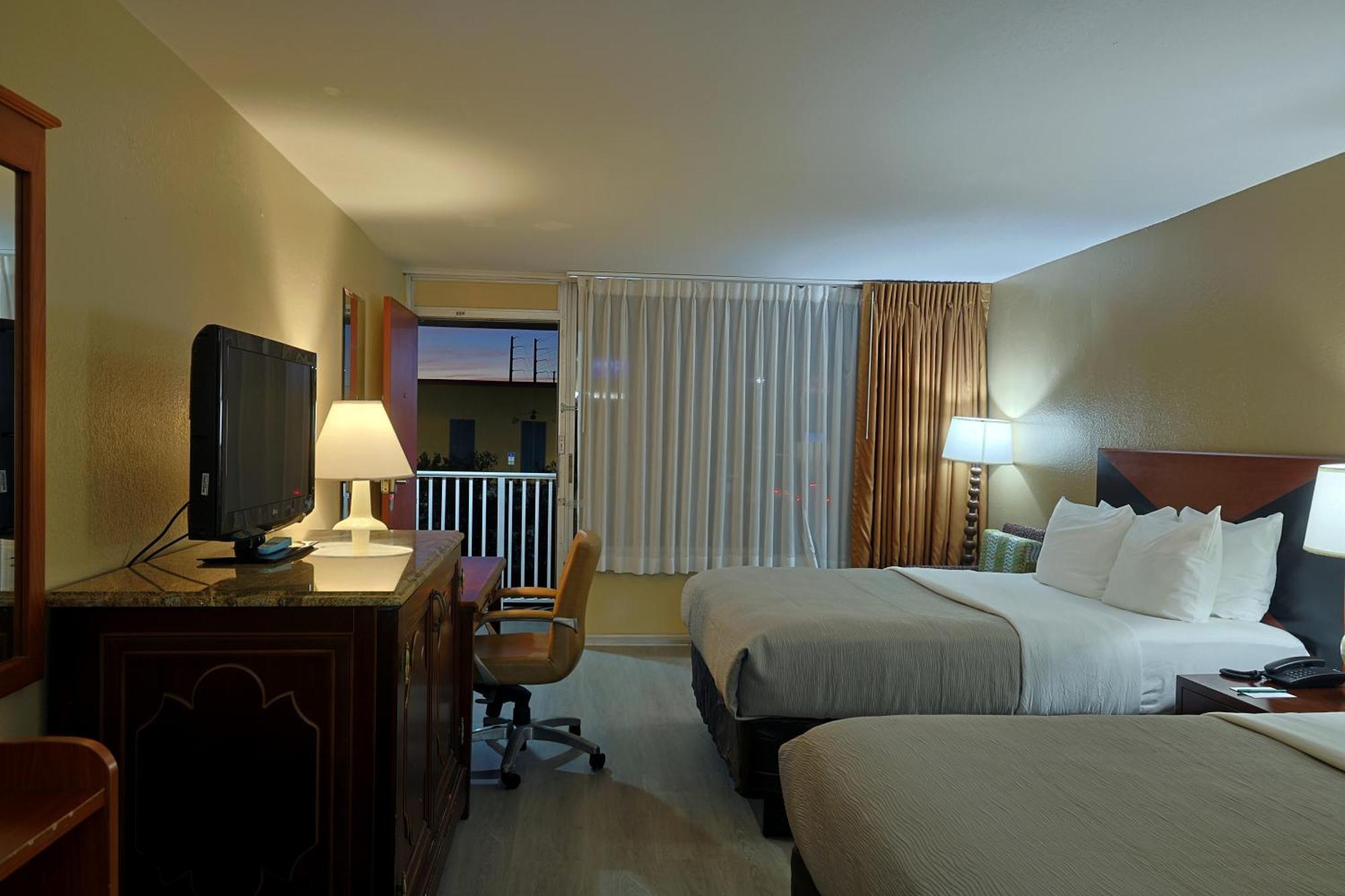 Quality Inn Kennedy Space Center Titusville Ngoại thất bức ảnh