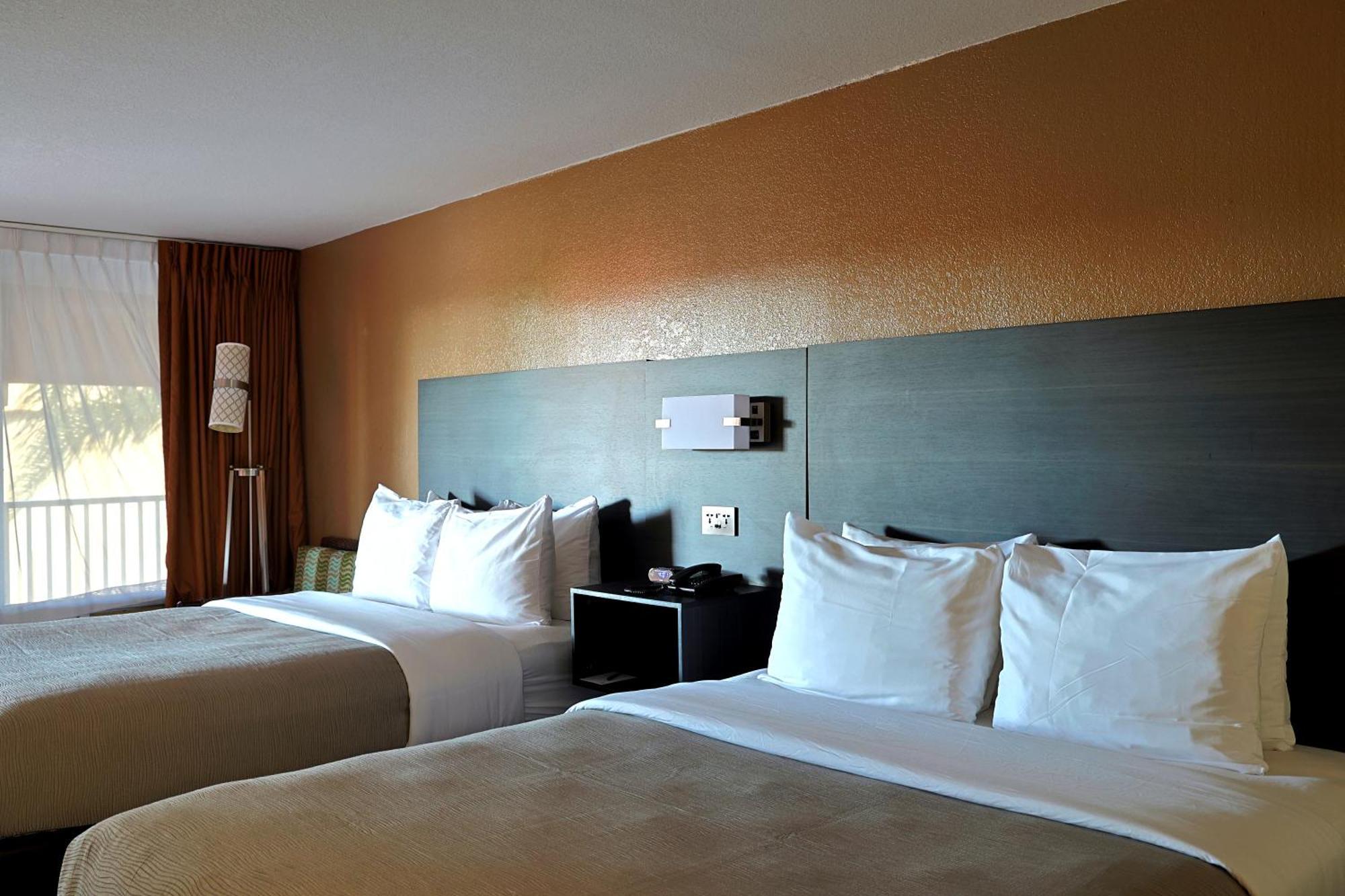 Quality Inn Kennedy Space Center Titusville Ngoại thất bức ảnh