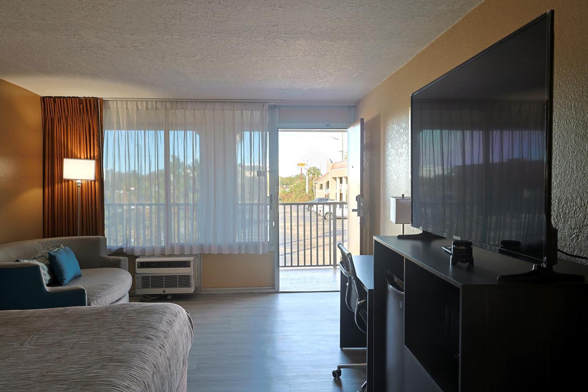 Quality Inn Kennedy Space Center Titusville Ngoại thất bức ảnh