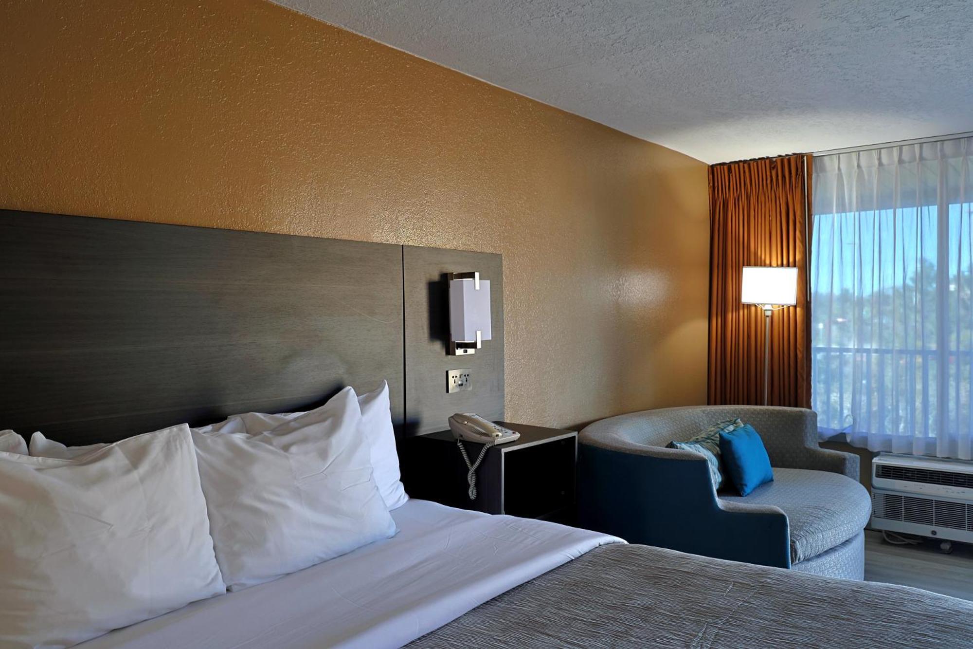 Quality Inn Kennedy Space Center Titusville Ngoại thất bức ảnh